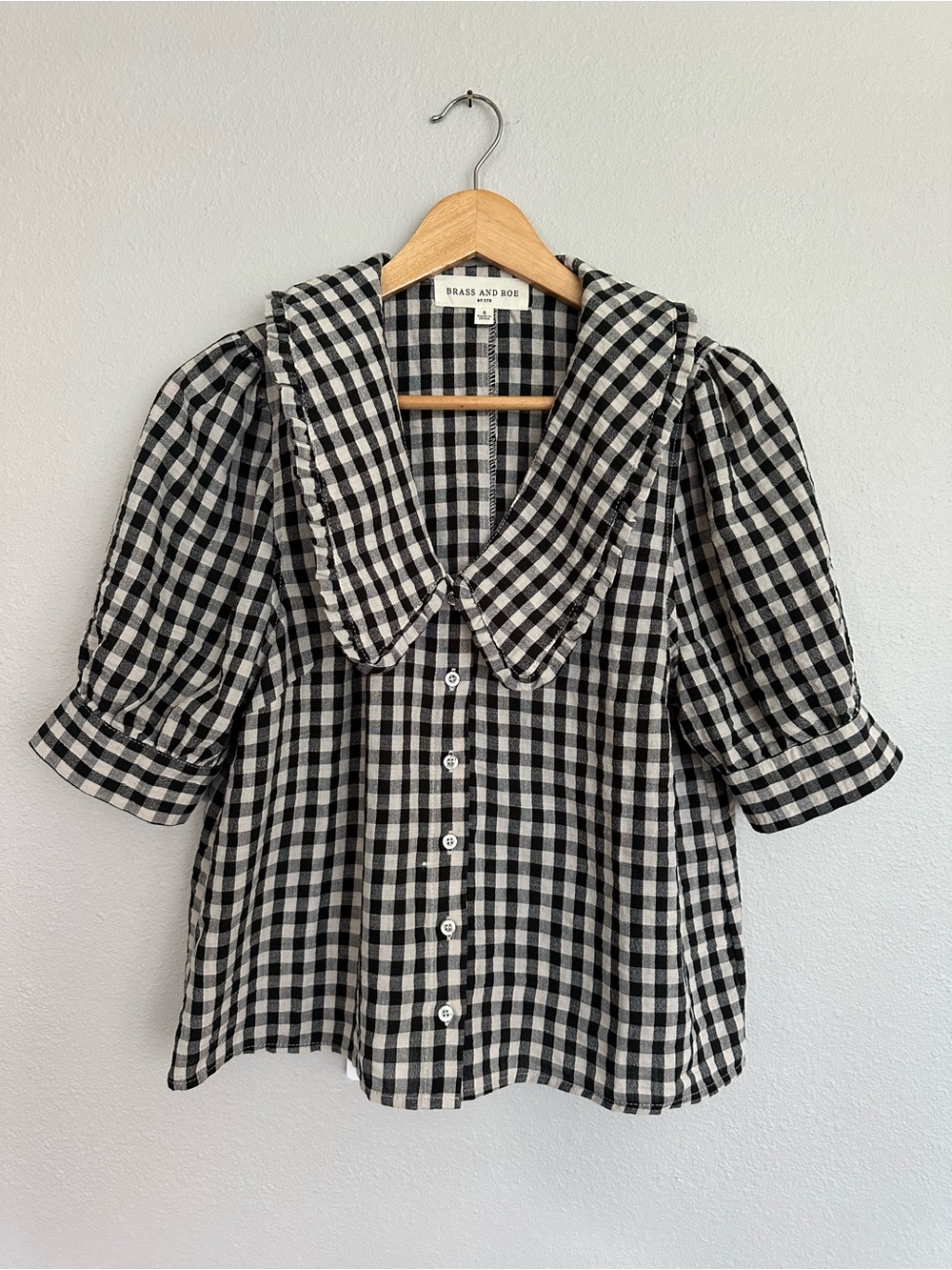 Brass & Roe Black & White Gingham Puff Sleeve Blouse w/ Peter Pan Collar